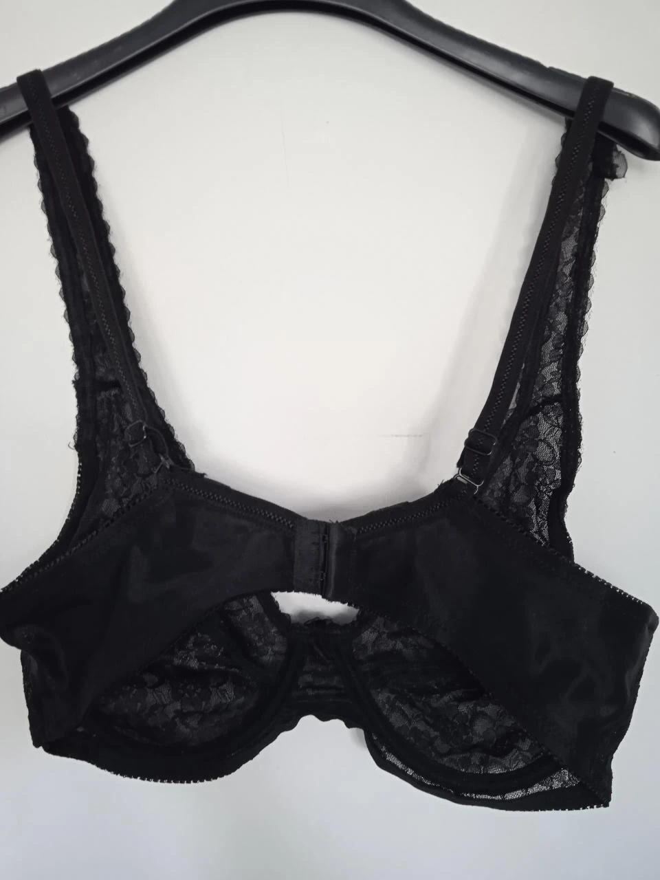 Soutien gorge noir en dentelle, neuf jamais porté, 90C – photo 2